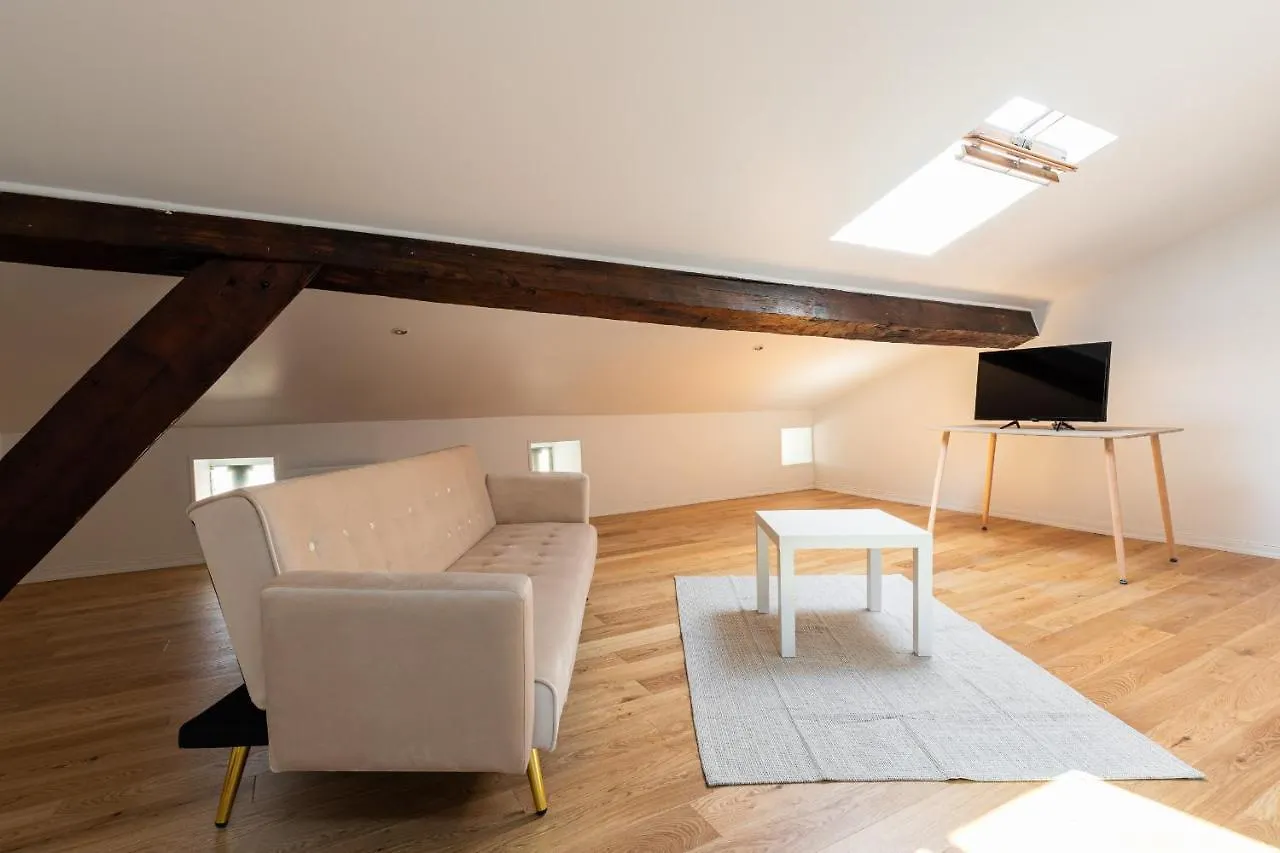 Dify Malesherbes - Quartier Foch Lyon 0*,  France